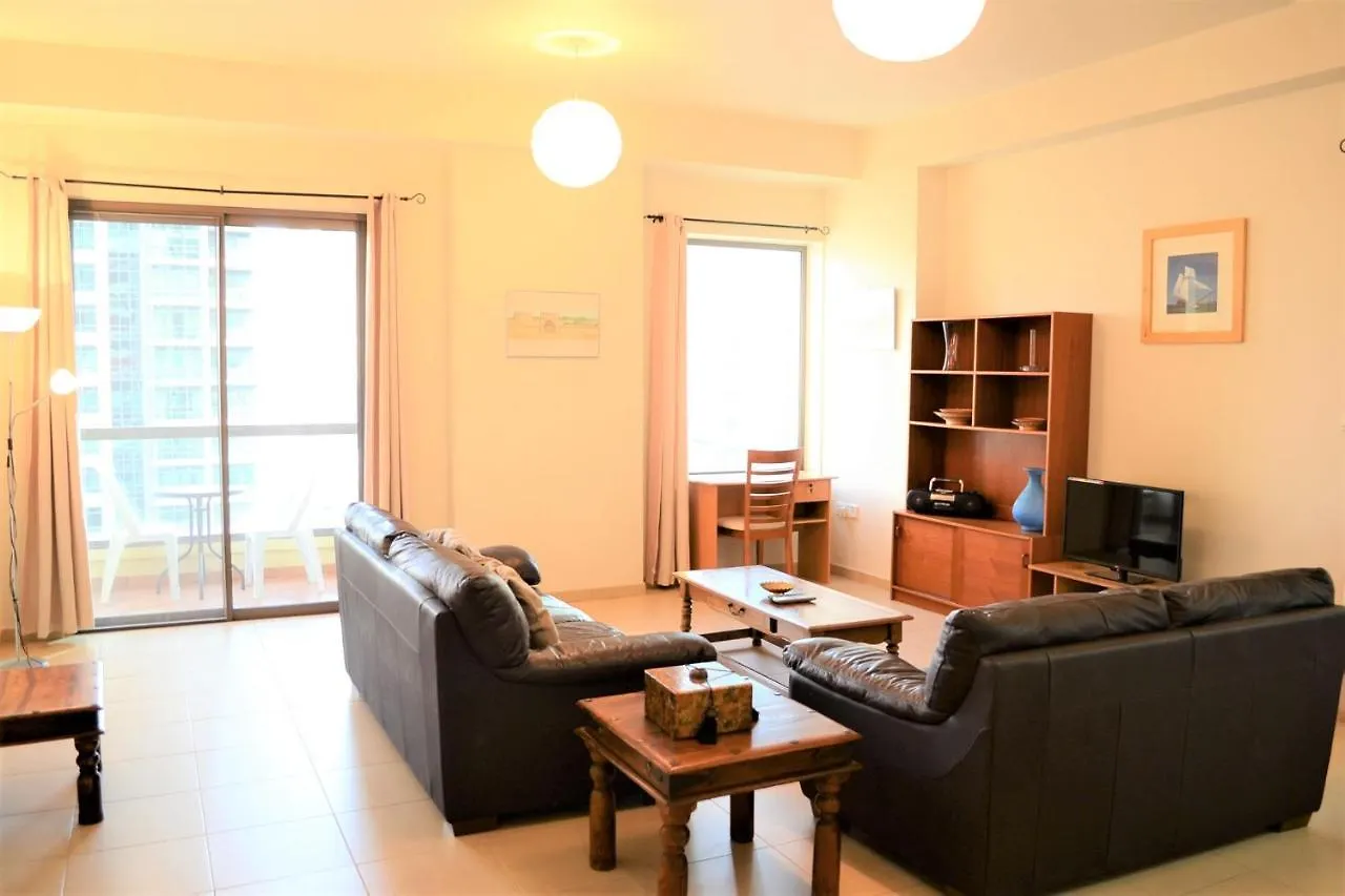 Apartamento Luxury Escapes - Large 1Bed With Balcony And A Great Marina View In Jbr Dubái