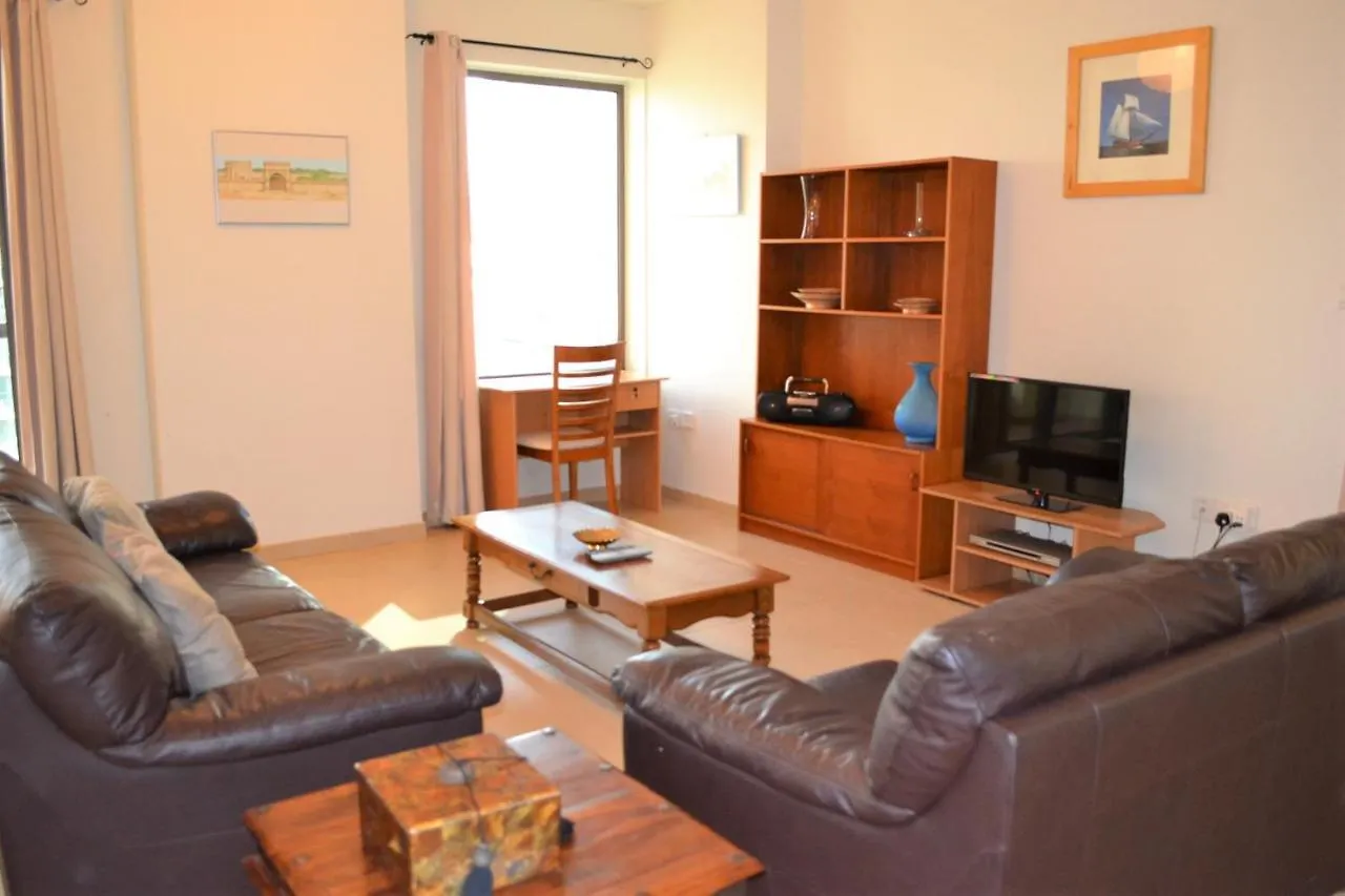 Apartamento Luxury Escapes - Large 1Bed With Balcony And A Great Marina View In Jbr Dubái