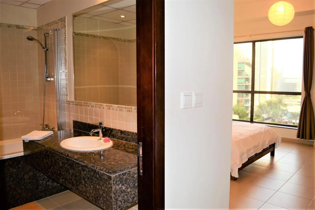 Apartamento Luxury Escapes - Large 1Bed With Balcony And A Great Marina View In Jbr Dubái 0*,  Emiratos Árabes Unidos